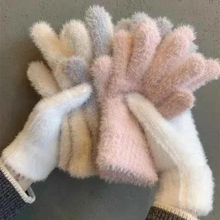 Women’s Plush Winter Gloves – Soft, Warm & Cozy